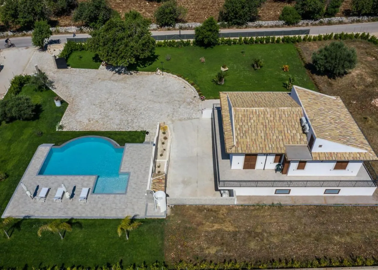 Casa Vacanze Il Mandorlo Scicli Holiday home